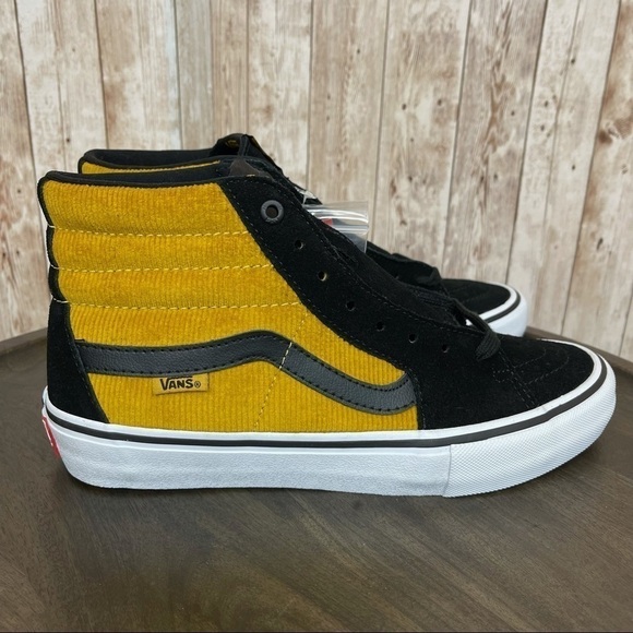 Vans Sk8-Hi Pro Corduroy Pack High Top Sneaker Size 8.5 Women - Picture 3 of 10
